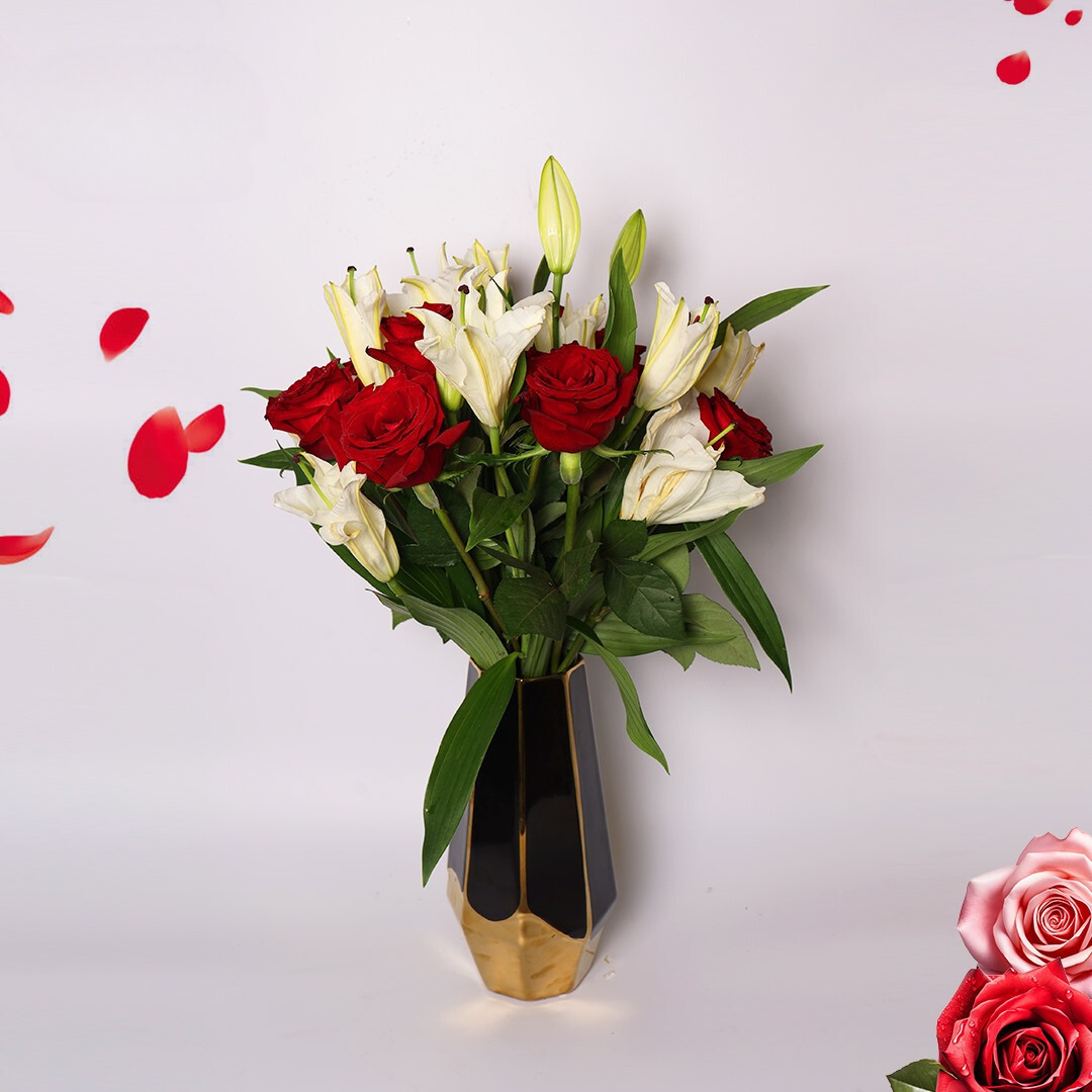 Happy Eid al-Fitr Red Roses Vase